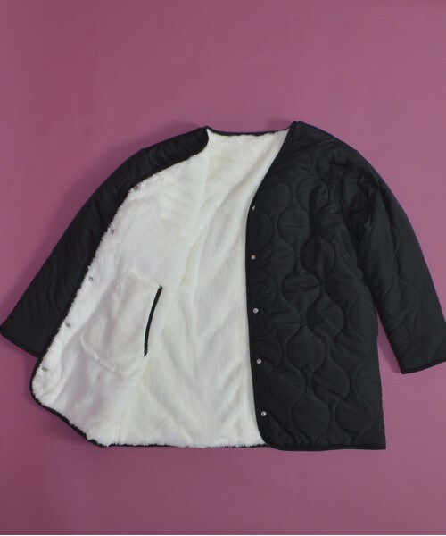 archives（アルシーヴ）の「中綿キルトボアリバーシブルコート（ミリタリージャケット・レディース・ブラック/カーキ・MEDIUM）」の20枚目の写真