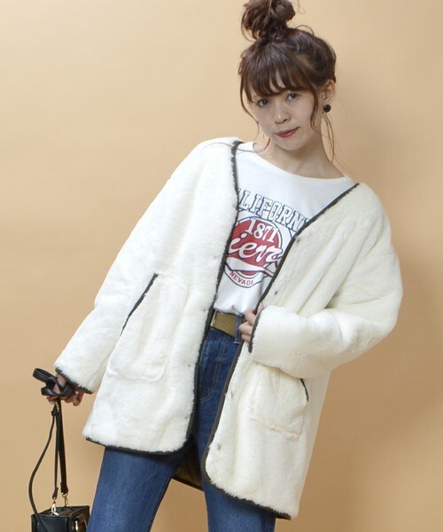 archives（アルシーヴ）の「中綿キルトボアリバーシブルコート（ミリタリージャケット・レディース・ブラック/カーキ・MEDIUM）」の12枚目の写真