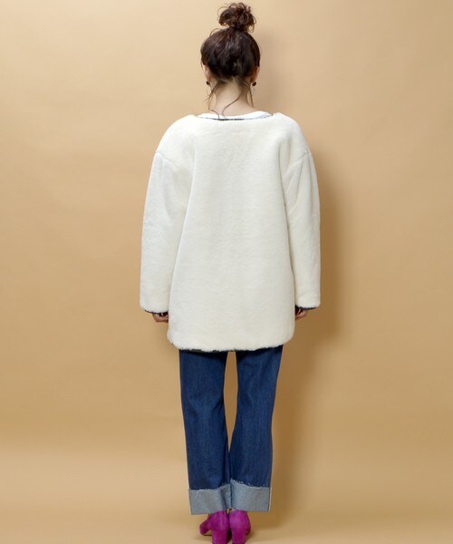 archives（アルシーヴ）の「中綿キルトボアリバーシブルコート（ミリタリージャケット・レディース・ブラック/カーキ・MEDIUM）」の11枚目の写真