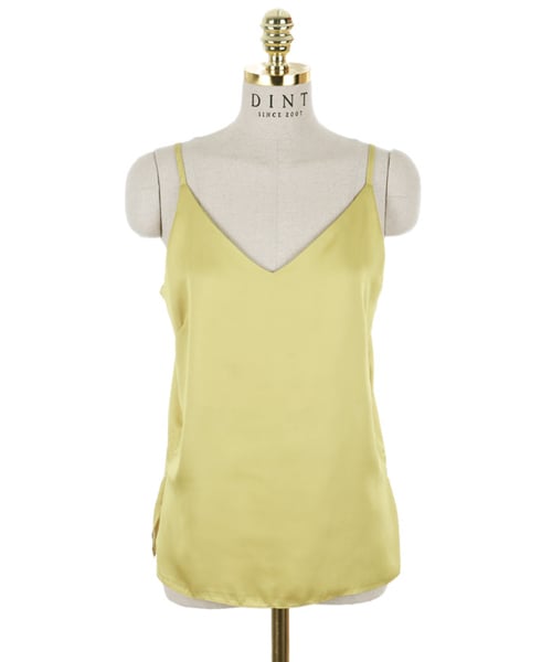 DINT(ディント)の「フォールドシルキースリーブレスブラウス(Tシャツ/カットソー・レディース・Red/Yellow/Sora/Pink/White/Black・one(44~66size))」の5枚目の写真