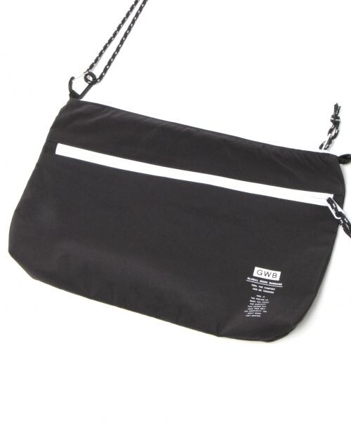 GLOBAL WORK（グローバルワーク）の「ナイロン2WAYサコッシュ（バッグ・ホワイト/ブラック/オレンジ/イエロー/ネイビー）」の8枚目の写真