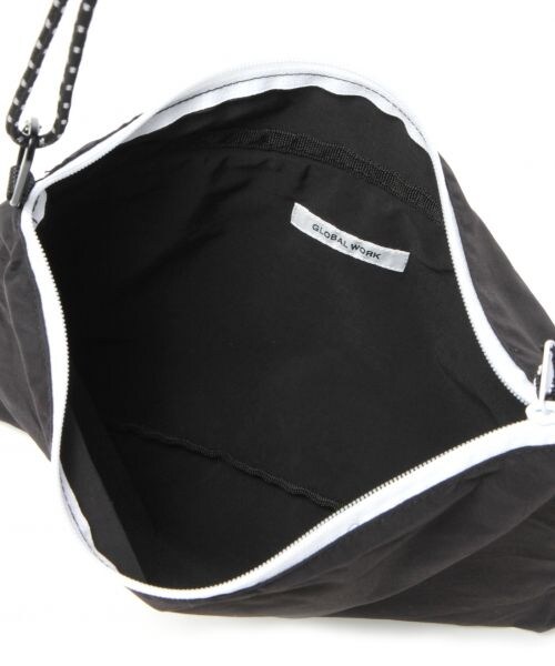 GLOBAL WORK（グローバルワーク）の「ナイロン2WAYサコッシュ（バッグ・ホワイト/ブラック/オレンジ/イエロー/ネイビー）」の13枚目の写真