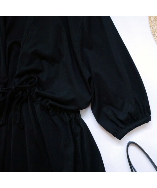 UNIVERSAL TISSU（ユニヴァーサルティシュ）の「UNIVERSAL TISSU ユニヴァーサルティシュ ソフト天竺ウエストギャザーワンピース（ワンピース・レディース・その他）」の14枚目の写真