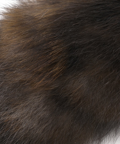 Deuxieme Classe（ドゥーズィエムクラス）の「FOR Y BLUE FOX STOLE