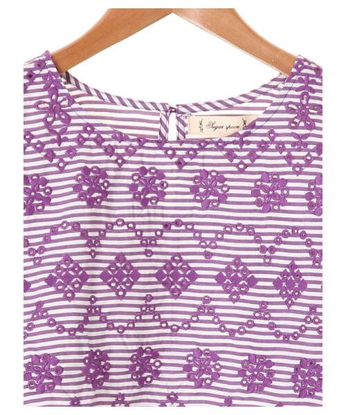 Green　Parks（グリーンパークス）の「sugar spoon ・ボーダー×花刺繍ブラウス（トップス・ブラック/レッド/ブルー/パープル・F）」の4枚目の写真