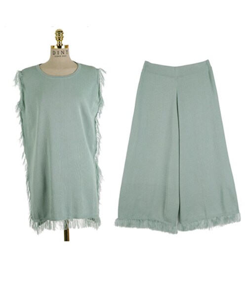 DINT（ディント）の「ベントレーフリンジツーピース（ワンピース・レディース・Beige/Sora・one(44~66size)）」の2枚目の写真