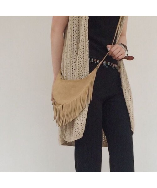 Banana Republic（バナナリパブリック）の「BANANA RIPUBLIC　fringe bag（ショルダーバッグ・レディース・その他）」の2枚目の写真