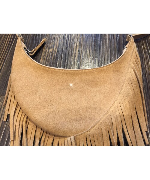 Banana Republic（バナナリパブリック）の「BANANA RIPUBLIC　fringe bag（ショルダーバッグ・レディース・その他）」の5枚目の写真