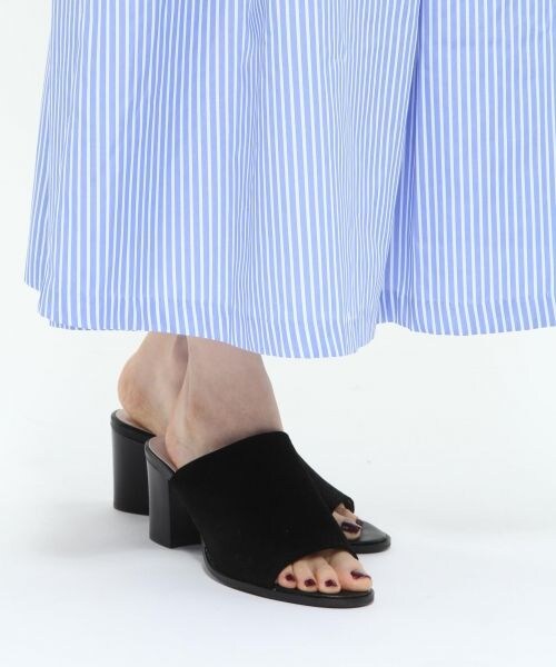 LAKOLE（ラコレ）の「リボンベルト付きTCストライプスカート（スカート・グレー()/サックス()/ネイビー()）」の17枚目の写真