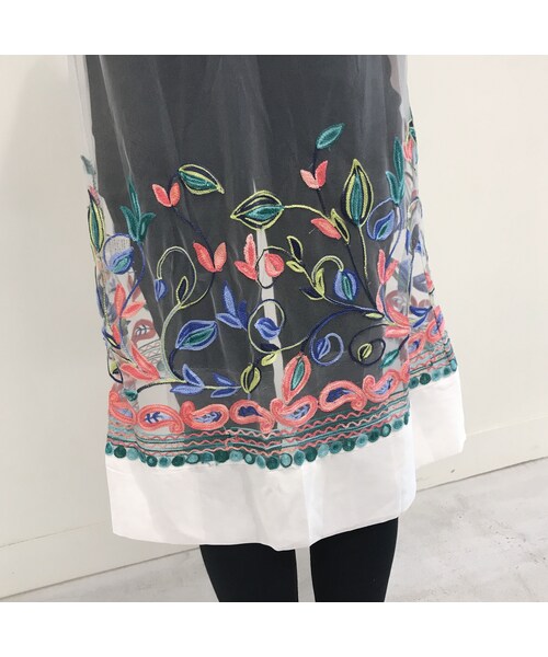 copine(コピン)の「【期間限定価格】チュール素材カラフル刺繍デザインロングカーディガン(2color)【クリックポスト対象商品】(カーディガン/ボレロ・レディース・その他)」の11枚目の写真