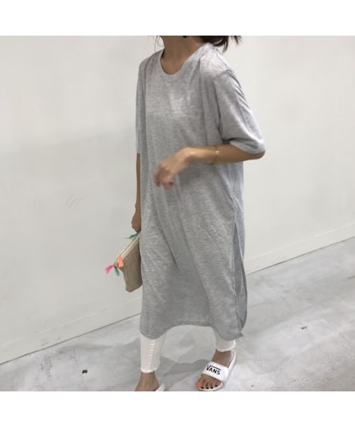 copine（コピン）の「スリット入りシンプルTシャツワンピース/ロングTシャツ（3color）【クリックポスト対象商品】（Tシャツ/カットソー・レディース・その他）」の10枚目の写真