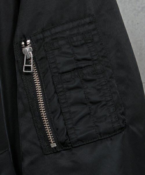 UNION STATION（ユニオンステーション）の「MA-1　mediumブルゾン（フライトジャケット）（MA-1・メンズ・ブラック/カーキ/ネイビー・S/M/L/LL/SS）」の5枚目の写真