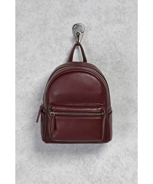 FOREVER 21（フォーエバー トゥエンティーワン）の「FOREVER 21+ Faux Leather Backpack（バックパック/リュック・レディース・Black/Brown/White・ONE SIZE）」の5枚目の写真