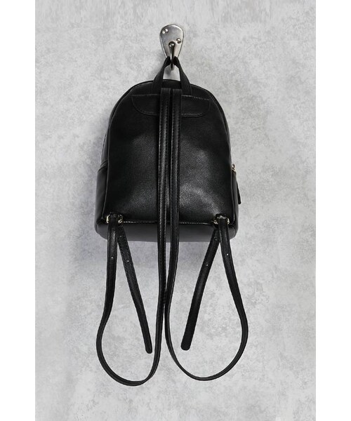 FOREVER 21（フォーエバー トゥエンティーワン）の「FOREVER 21+ Faux Leather Backpack（バックパック/リュック・レディース・Black/Brown/White・ONE SIZE）」の10枚目の写真