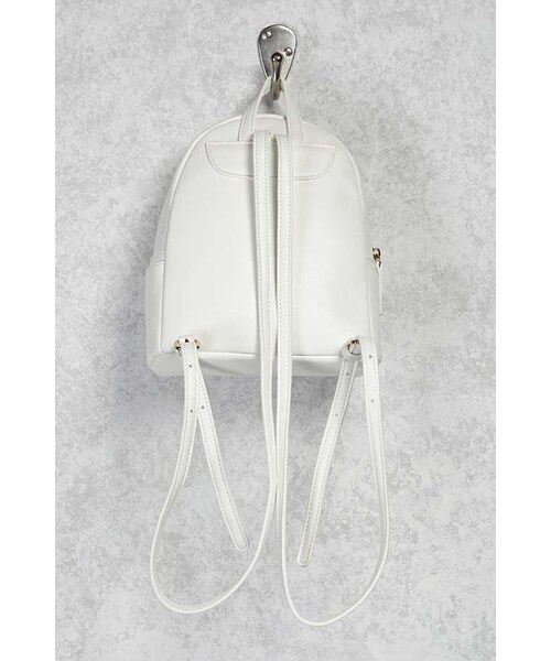 FOREVER 21（フォーエバー トゥエンティーワン）の「FOREVER 21+ Faux Leather Backpack（バックパック/リュック・レディース・Black/Brown/White・ONE SIZE）」の6枚目の写真