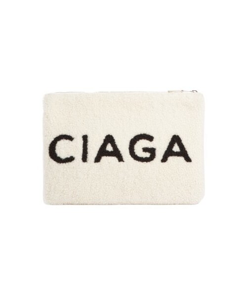 BALENCIAGA（バレンシアガ）の「Balenciaga Genuine Shearling Logo Pouch - White（クラッチバッグ・レディース・Black/White・One Size）」の3枚目の写真