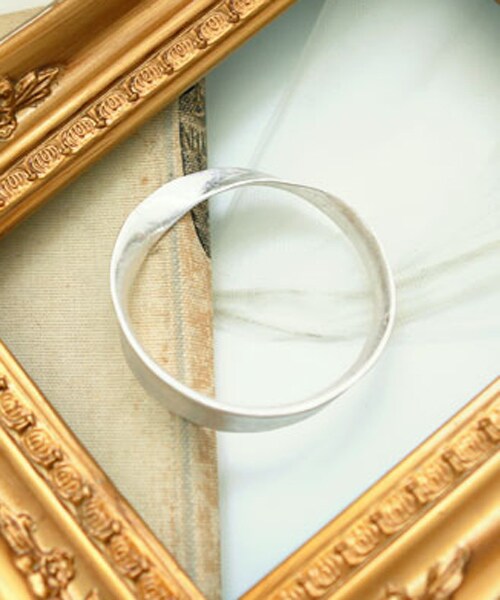 DINT(ディント)の「バングル(バングル/リストバンド・レディース・Gold/Silver・one size)」の2枚目の写真