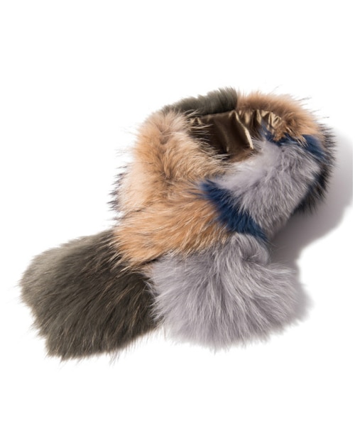 美品　glamb Connor fur stole　カラフルファー ストール glamb（グラム）の「Connor fur stole（）」 - WEAR