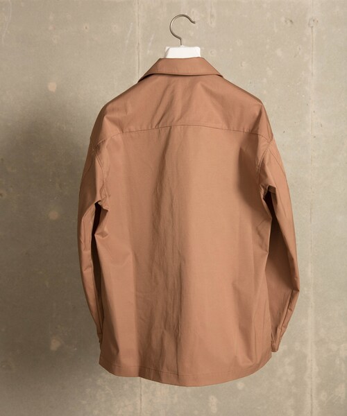 LIDNM（リドム）の「TCミリタリーシャツアウター（シャツ/ブラウス・メンズ・ダークベージュ・S, M, L）」の2枚目の写真