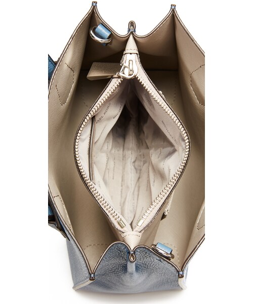 MICHAEL KORS（マイケルコース）の「MICHAEL Michael Kors Medium Mercer Messenger Bag（ショルダーバッグ・レディース・Red/Blue・One Size）」の4枚目の写真