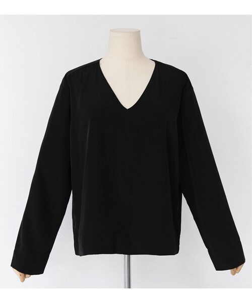 DHOLIC（ディーホリック）の「4COLORSスリットヘムVネックブラウス（シャツ/ブラウス・レディース・FREE）」の2枚目の写真