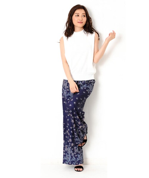 EGOIST（エゴイスト）の「フラワーペイズリーワイドパンツ（パンツ・レディース・BLACK/NAVY/BEIGE・Size : F /）」の8枚目の写真