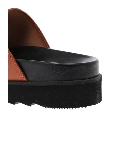 GARAGE OF GOOD CLOTHING（ガレージオブグッドクロージング）の「【Select item】MOHI ダブルバックルサンダル（シューズ・ブラック/キャメル・35/36/37/38）」の6枚目の写真