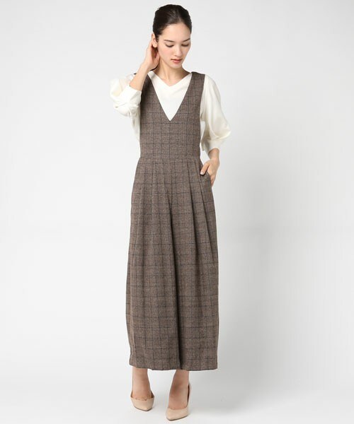 archives（アルシーヴ）の「グレンチェックサロペット（ワンピース・レディース・モカ/イエロー/レッド・MEDIUM）」の2枚目の写真