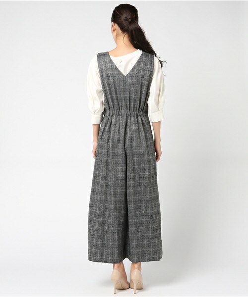 archives（アルシーヴ）の「グレンチェックサロペット（ワンピース・レディース・モカ/イエロー/レッド・MEDIUM）」の6枚目の写真