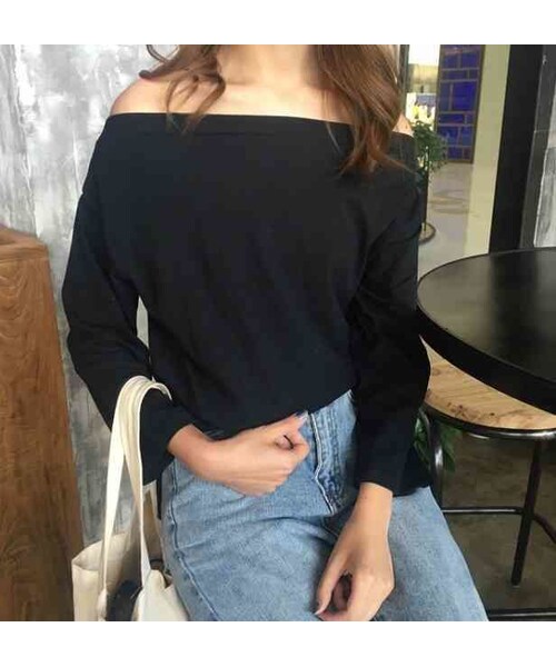 no brand(ノーブランド)の「オフショルダー レディース カットソー Tシャツ 長袖 七分袖 肩だし(Tシャツ/カットソー・レディース・その他)」の2枚目の写真
