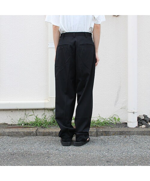 Y's（ワイズ）の「Y's for men wool tuck slacks（スラックス）」 - WEAR