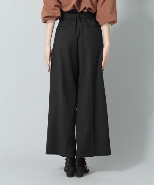 Andemiu(アンデミュウ)の「スタイルセレクトワイドパンツ(パンツ・ブラック/レッド/キャメル)」の9枚目の写真