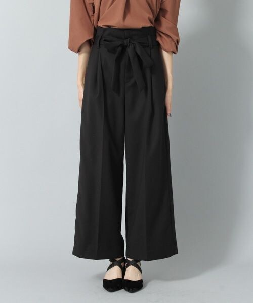 Andemiu(アンデミュウ)の「スタイルセレクトワイドパンツ(パンツ・ブラック/レッド/キャメル)」の7枚目の写真