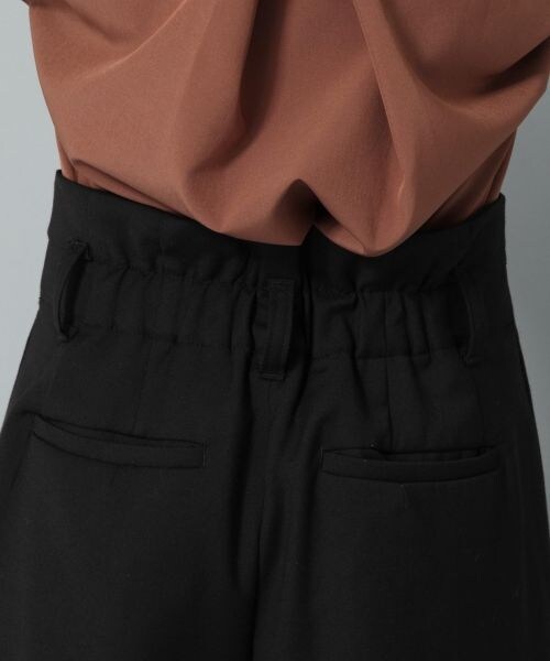 Andemiu(アンデミュウ)の「スタイルセレクトワイドパンツ(パンツ・ブラック/レッド/キャメル)」の17枚目の写真