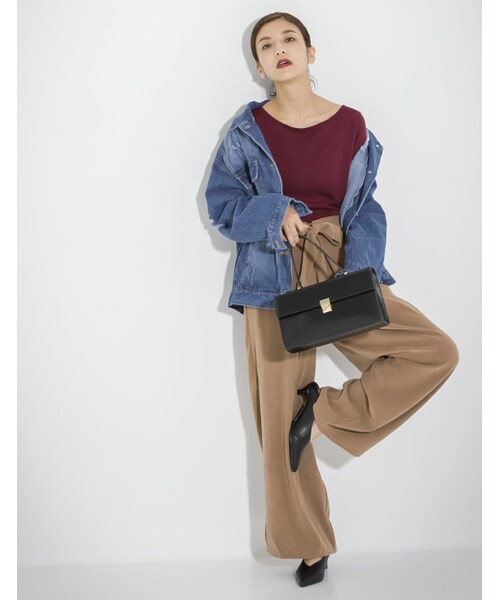 Re:EDIT（リエディ）の「【先行予約受注】フェイクレザー2WAYスクエアバッグ[リエディオリジナル]（バッグ・レディース・ブラック/キャメル/レッド/グリーン・フリーサイズ）」の2枚目の写真