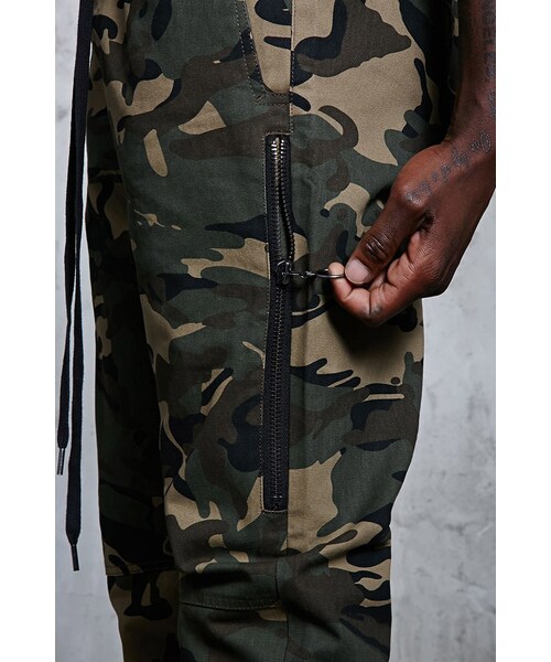 FOREVER 21（フォーエバー トゥエンティーワン）の「[MEN]カモフラサイドジッパージョガーパンツ（その他・メンズ・OLIVE/BLACK・S/M/L/XL）」の5枚目の写真