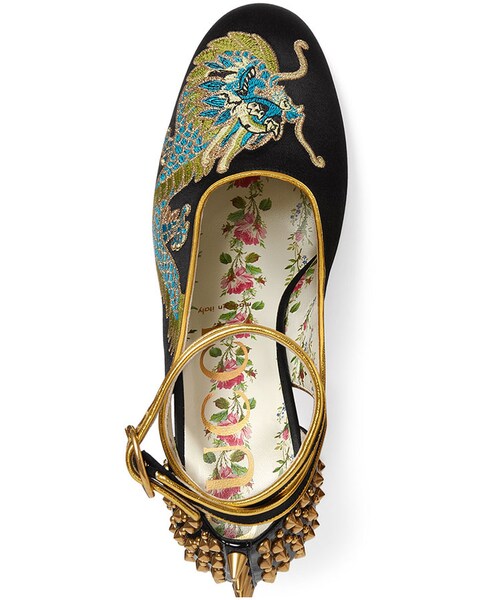 GUCCI（グッチ）の「Gucci Caspar Embroidered Satin Ankle-Wrap Pump（パンプス・レディース・Black/Purple/Pink・9B / 39EU/7.5B / 37.5EU/6B / 36EU/8.5B / 38.5EU/11B / 41EU/7B / 37EU/5.5B / 35.5EU/12B / 42EU/5B / 35EU/9.5B / 39.5EU/8B / 38EU/6.5B / 36.5EU/10B / 40EU）」の6枚目の写真