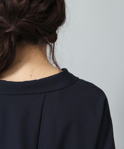 Andemiu(アンデミュウ)の「ソデタックヌケエリブラウス(トップス・チェック/ブラウン/アイボリー/ネイビー)」の12枚目の写真