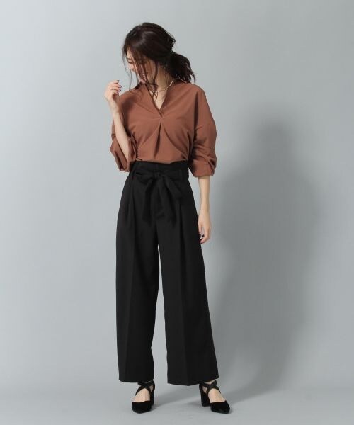 Andemiu(アンデミュウ)の「ソデタックヌケエリブラウス(トップス・チェック/ブラウン/アイボリー/ネイビー)」の5枚目の写真