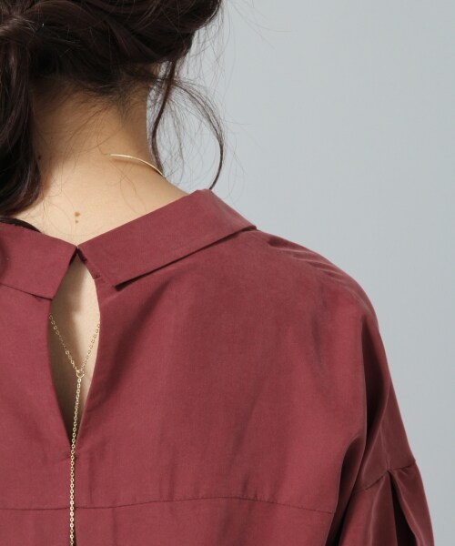 Andemiu（アンデミュウ）の「アクセツキソデボリュームブラウス（トップス・レッド/ブラウン/アイボリー/カーキ）」の12枚目の写真