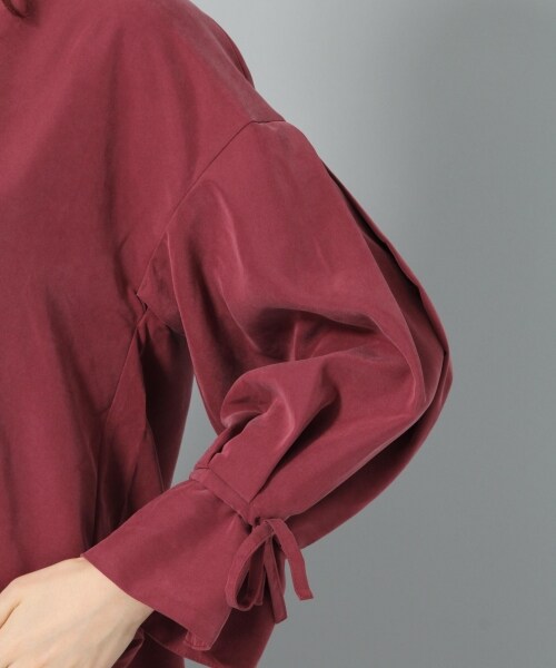 Andemiu（アンデミュウ）の「アクセツキソデボリュームブラウス（トップス・レッド/ブラウン/アイボリー/カーキ）」の14枚目の写真