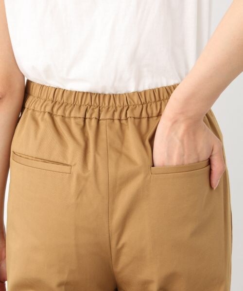 LEPSIM(レプシィム)の「マタニティ/コットンワークタックワイドパンツ(パンツ・ベージュ/カーキ/デニムブルー)」の9枚目の写真