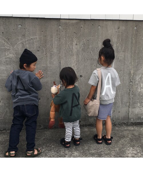 cache cache（カシュ カシュ）の「ARCH&LINE CLOUDY H/S　"A"TEE　(NAVY)（Tシャツ/カットソー・キッズ・その他）」の4枚目の写真