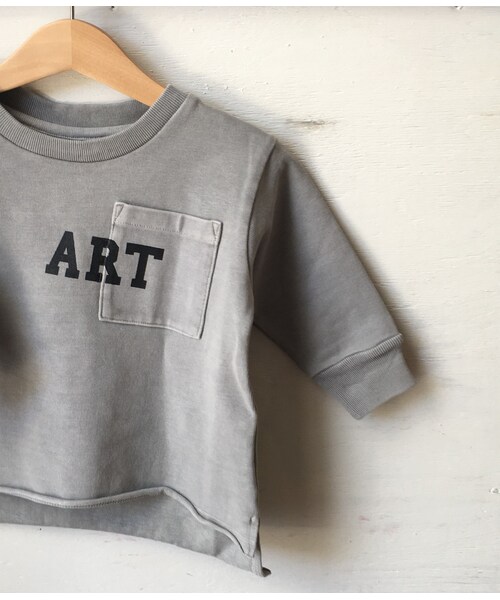 cache cache（カシュ カシュ）の「ARCH&LINE CLOUDY BIG L/S TEE "ART"　(GREY）（パーカー・キッズ・その他）」の3枚目の写真