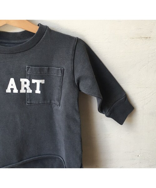 cache cache（カシュ カシュ）の「ARCH&LINE CLOUDY BIG L/S TEE "ART"　(NAVY)（パーカー・キッズ・その他）」の3枚目の写真