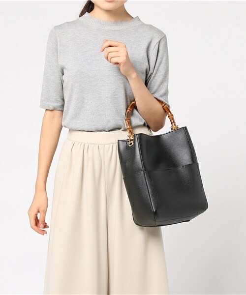 INTERPLANET（インタープラネット）の「バンブーミニトートＢＡＧ（ショルダーバッグ・レディース・ブラック/グレー/キャメル・フリー）」の12枚目の写真