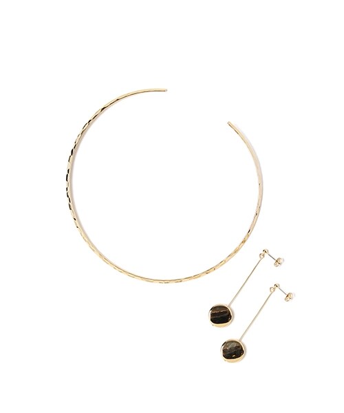 Andemiu（アンデミュウ）の「ＳＥＴチョーカー／バーピアス（アクセサリー・シルバー/ゴールド）」の2枚目の写真