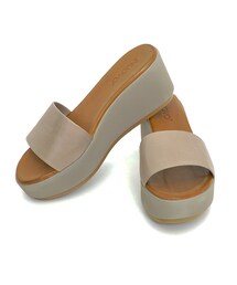 flower | INUOVO slippers～ｲﾇｰﾎﾞｽﾘｯﾊﾟｰｽﾞ(サンダル)