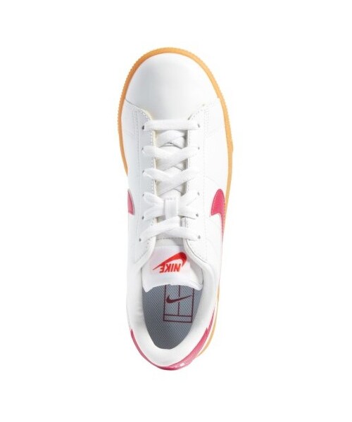NIKE(ナイキ)の「Women's Nike Tennis Classic Sneaker(スニーカー・レディース・White・6.5 M/7 M)」の3枚目の写真