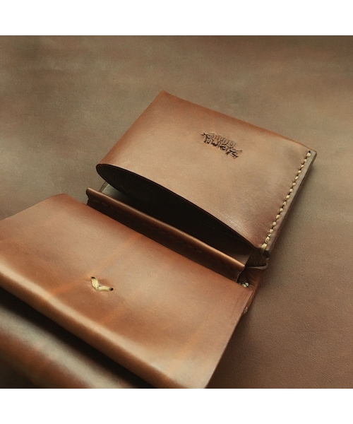 Handmade（ハンドメイド）の「Billfold GUIDI VITELLO FIORE #brown